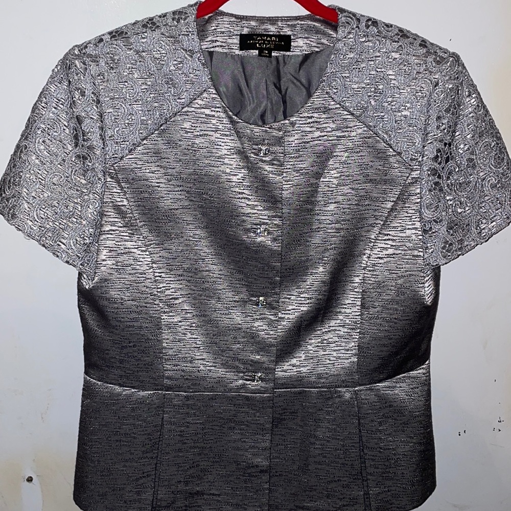 Tahari Aurther Levine Silver Grey STUNNING